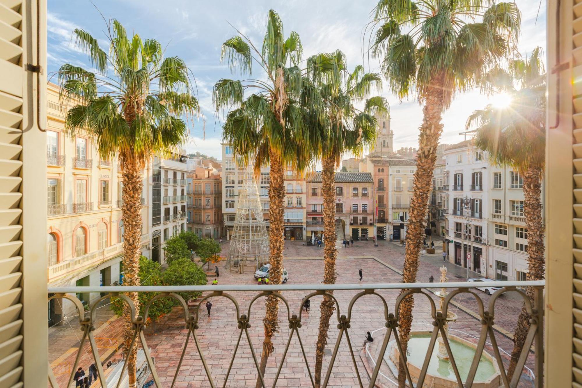 Plaza De La Constitucion Apartment Malaga Bagian luar foto