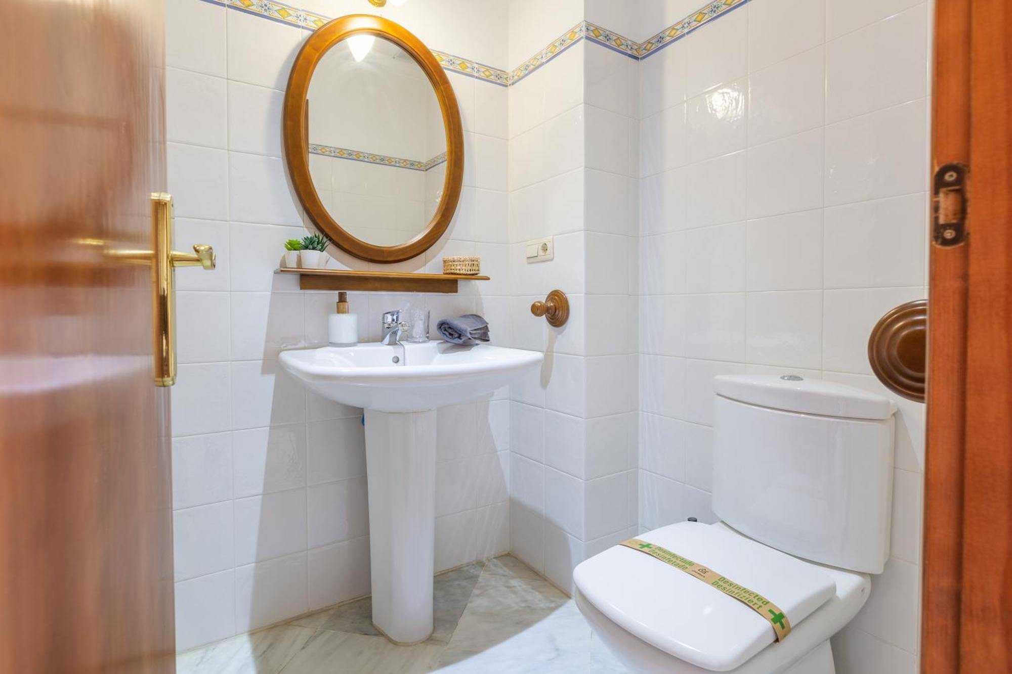 Plaza De La Constitucion Apartment Malaga Bagian luar foto