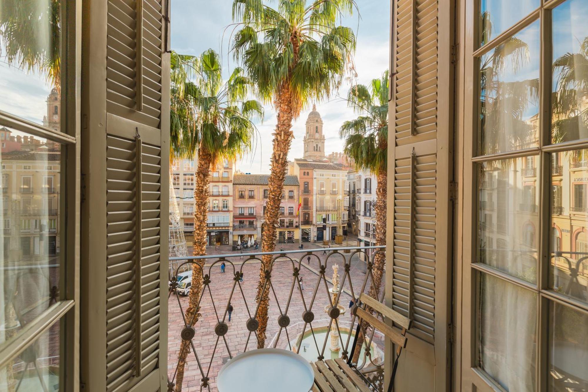 Plaza De La Constitucion Apartment Malaga Bagian luar foto