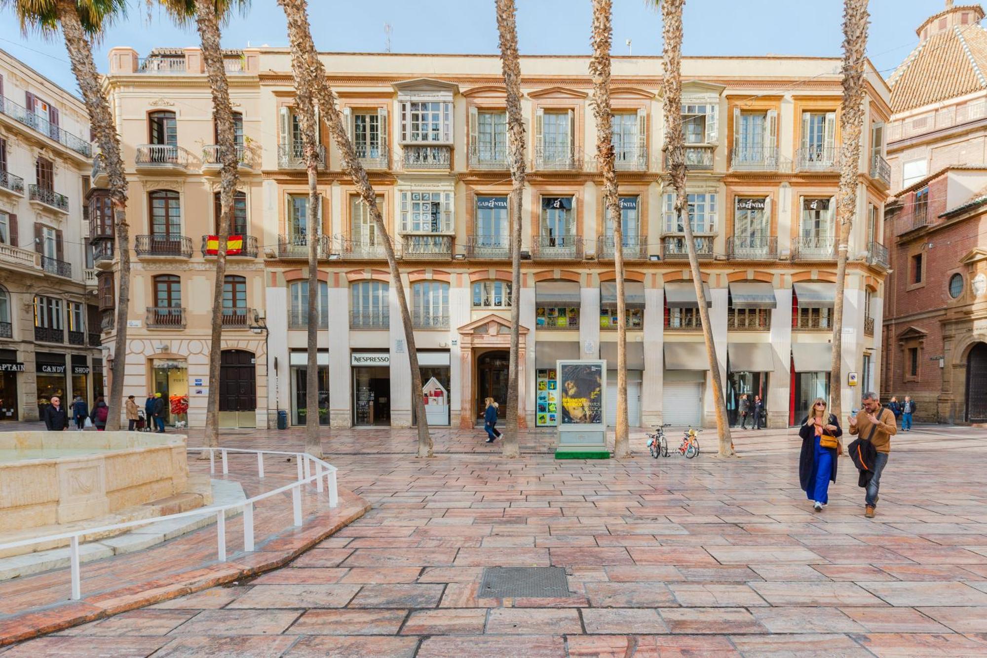 Plaza De La Constitucion Apartment Malaga Bagian luar foto